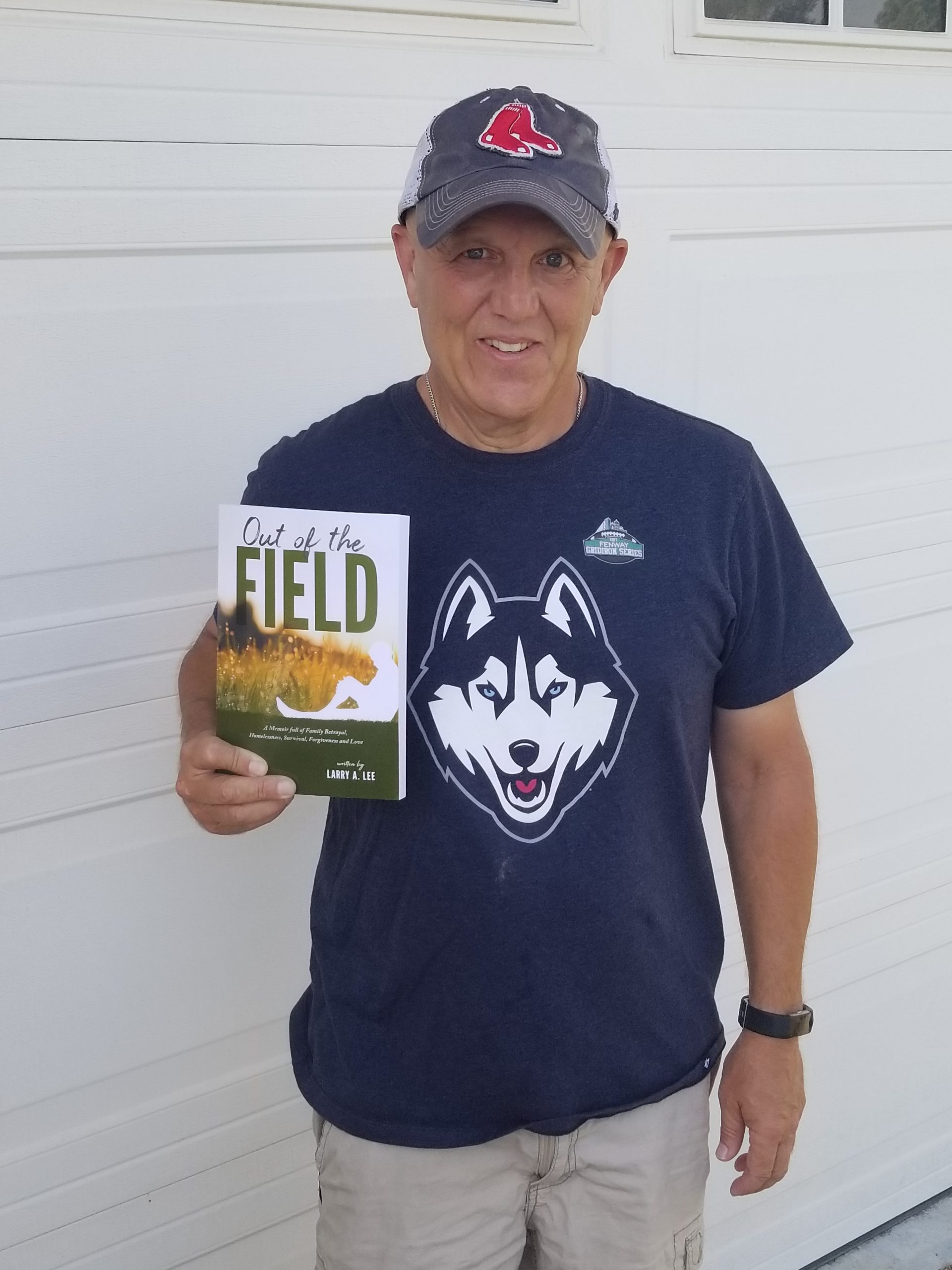 Out of the Field A Memoir full of Family Betrayal, Homelessness, Survival, Forgiveness and Love by Larry A. Lee (1)